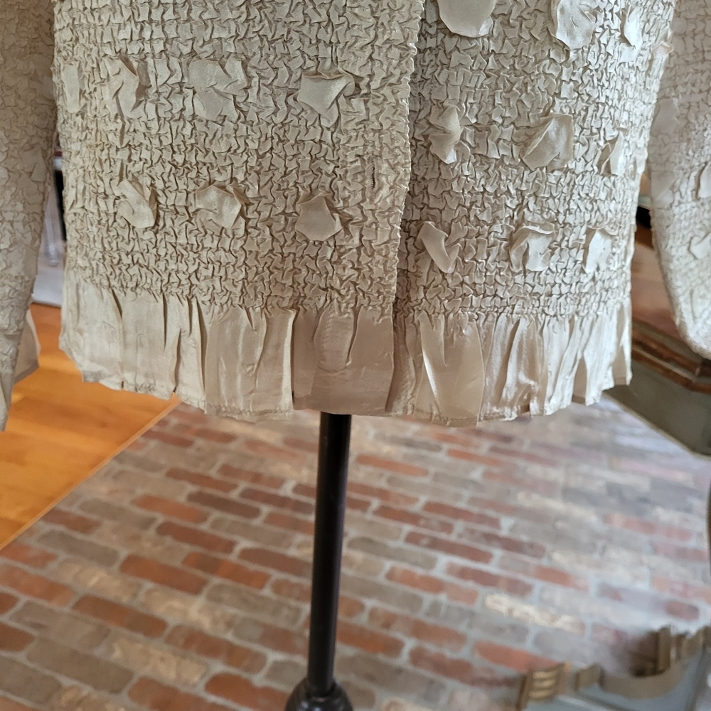 CDP & Co size large iridescent cream blouse - Picture 5 of 7